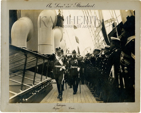 http://www.kabinet-auktion.com/files/images/romanov_photo/151_01.jpg