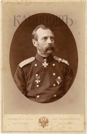 http://www.kabinet-auktion.com/files/images/romanov_photo/45.jpg