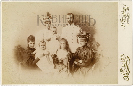 http://www.kabinet-auktion.com/files/images/romanov_photo/76_01.jpg